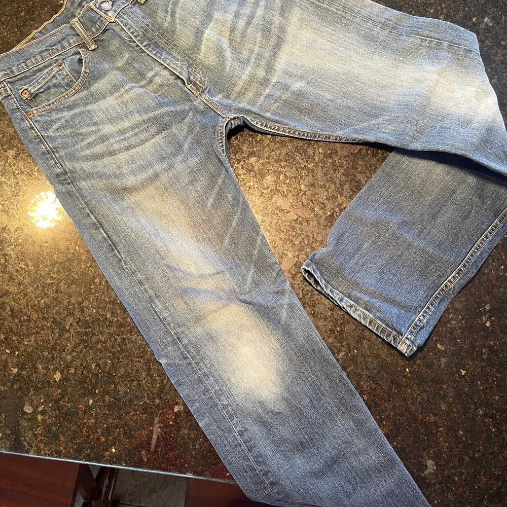 Levi's Classic Denim Men's Jeans - Picture 5 of 5